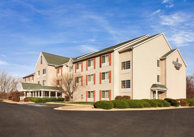 Country inn & suites by radisson clinton ia