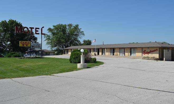 Edgetowner motel