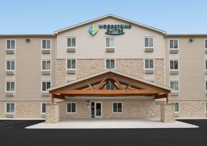 Woodspring suites