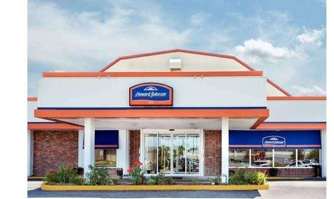 Howard Johnson By Wyndham Burlington Image