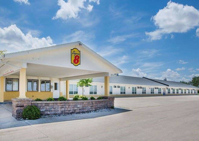 Super 8 by wyndham williams iowa