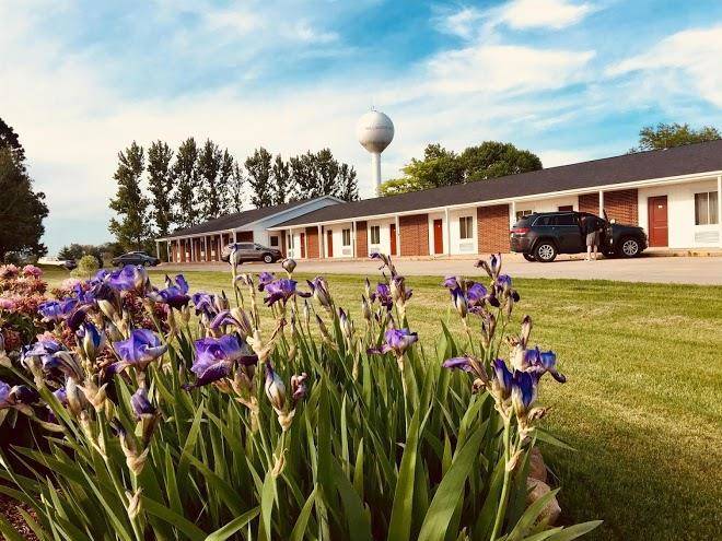 Crest country inn