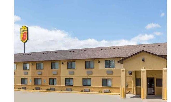 Super 8 by wyndham newton