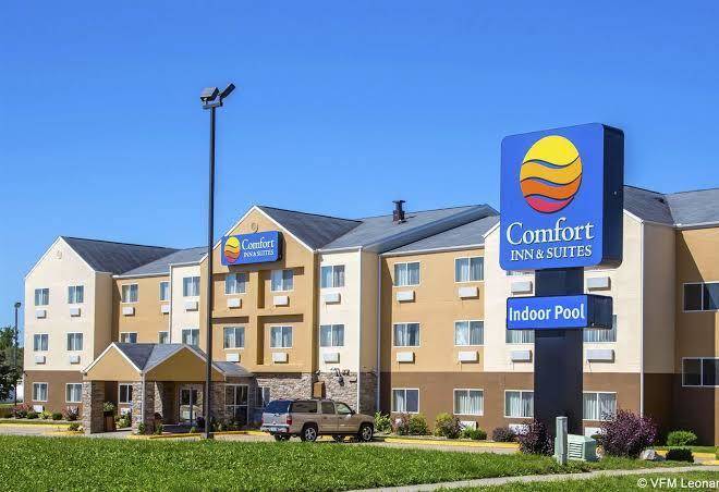 Comfort Inn & Suites Coralville Iowa City Near Iowa River Landing Image