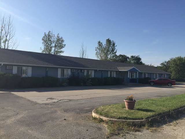 Burr Oak Motel Image