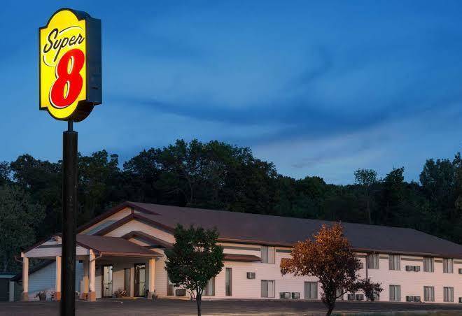 Super 8 by wyndham algona