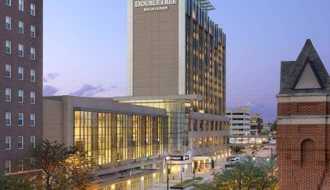Doubletree by hilton hotel cedar rapids convention complex