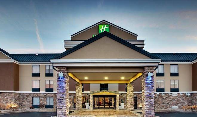 Holiday Inn Express & Suites Cedar Rapids I 380 33rd Ave Image