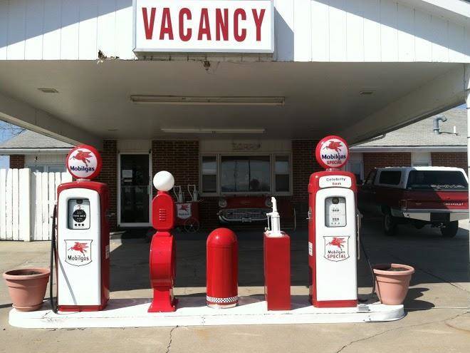 Celebrity inn clarinda