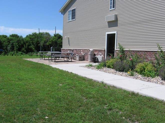 Pocahontas inn and suites