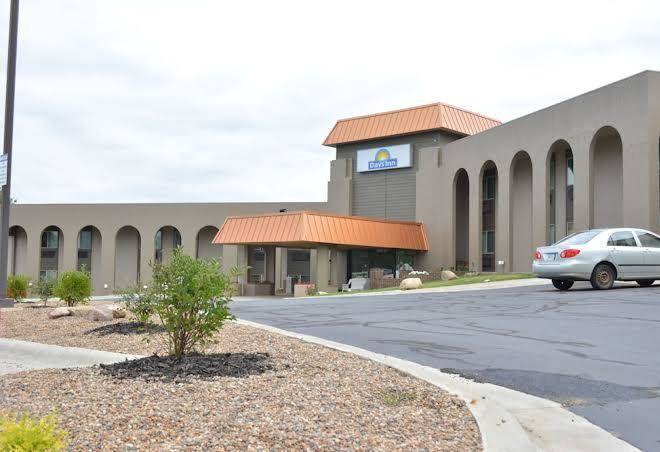 Days inn by wyndham west des moines