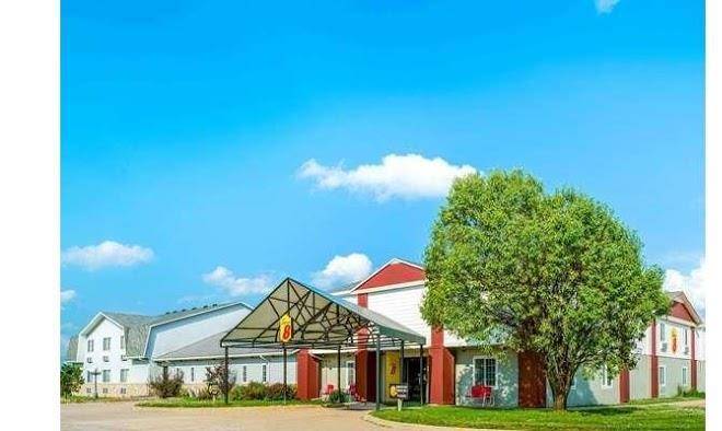 Super 8 by wyndham walnut