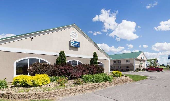 Best western pioneer inn & suites