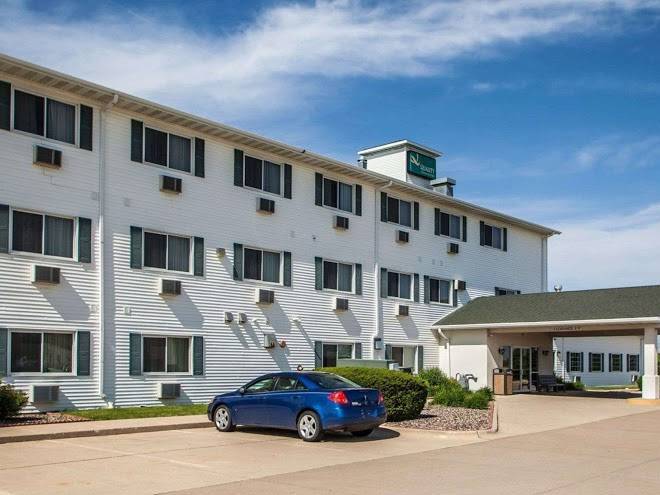 Quality inn & suites eldridge davenport north
