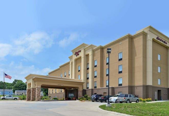 Hampton Inn Ottumwa Image