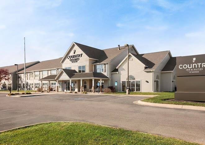 Country Inn & Suites By Radisson Fort Dodge Ia