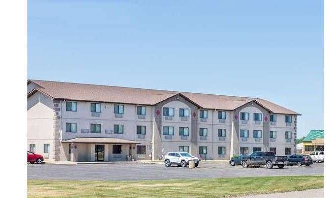 Super 8 By Wyndham Sioux City South Image