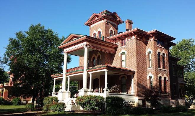 Lyons twin mansions b&b hotel and spa