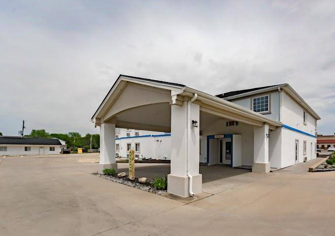 Motel 6 augusta ks