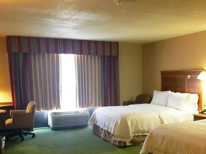 Hampton inn hays north of i 70