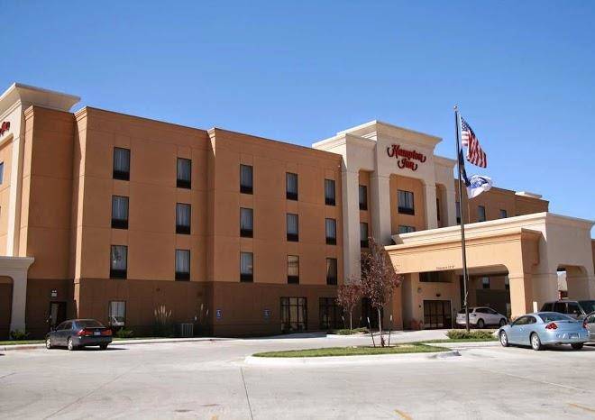 Hampton inn garden city