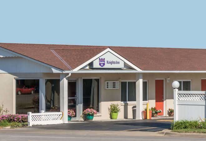Knights inn ottawa