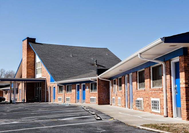 Grand view plaza inn & suites