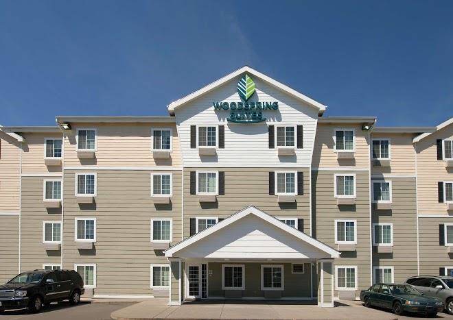 Woodspring suites junction city