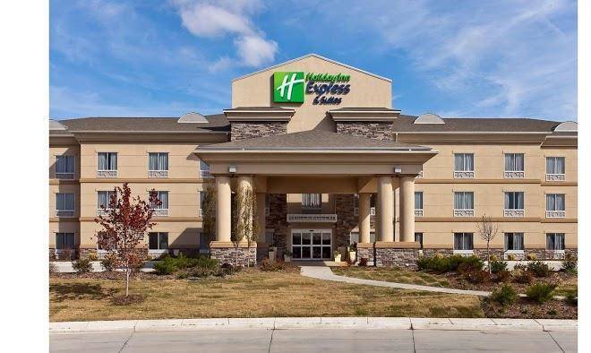 Holiday inn express & suites newton