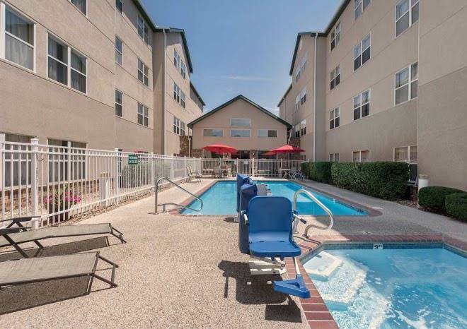 Homewood suites by hilton kansas city overland park