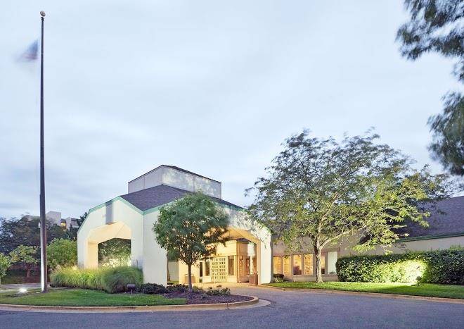 La quinta inn & suites by wyndham overland park