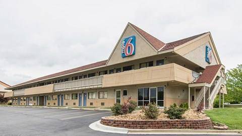 Motel 6 overland park ks