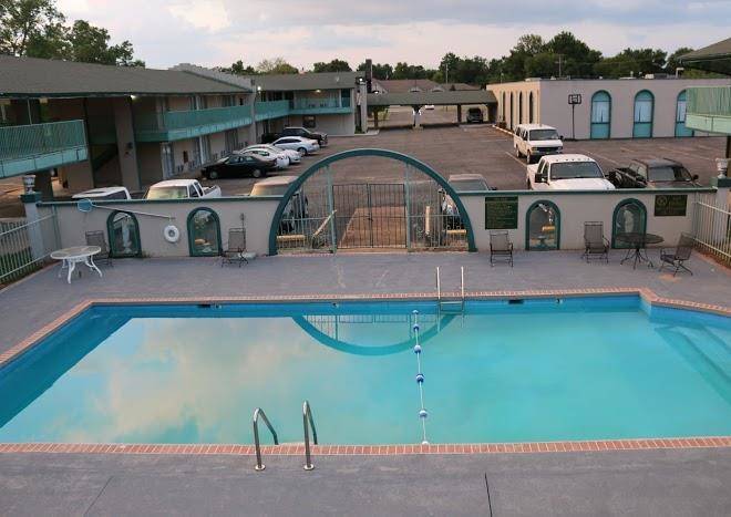 Canterbury inn & suites parsons ks