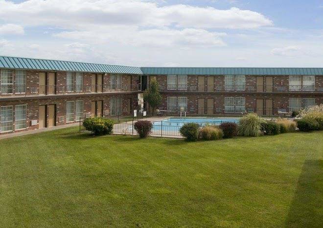 Surestay hotel by best western mcpherson