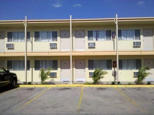 Astro motel