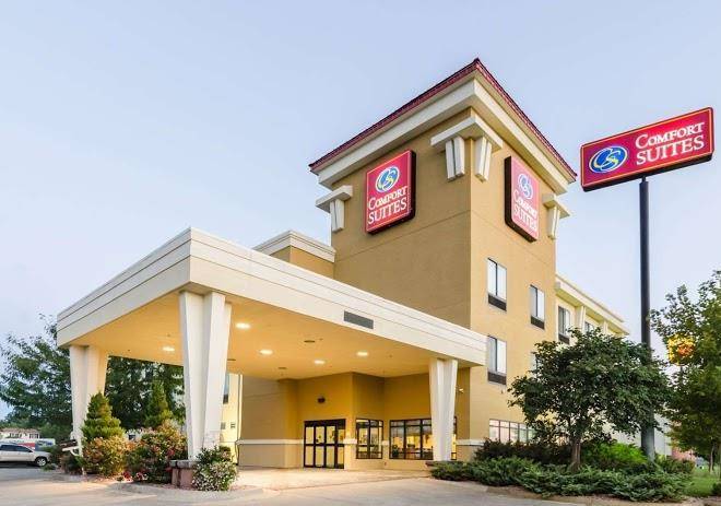 Comfort suites salina south