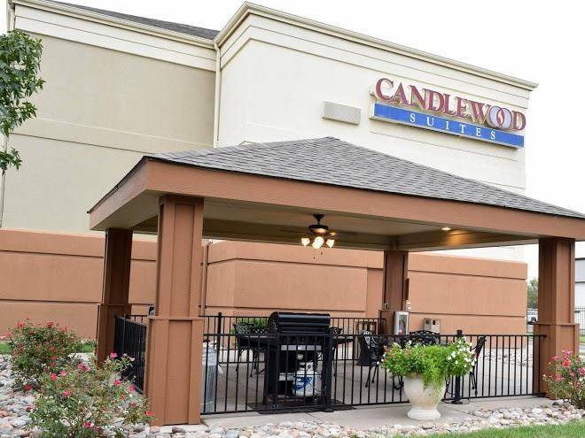 Sonesta simply suites wichita airport