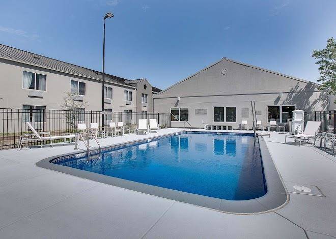 Country inn & suites by radisson wichita east ks