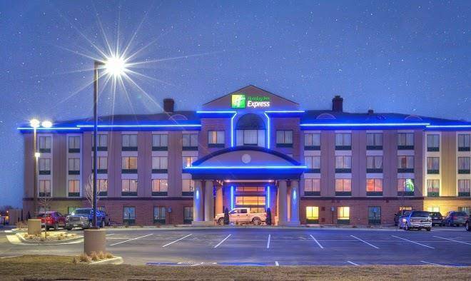 Holiday inn express wichita south