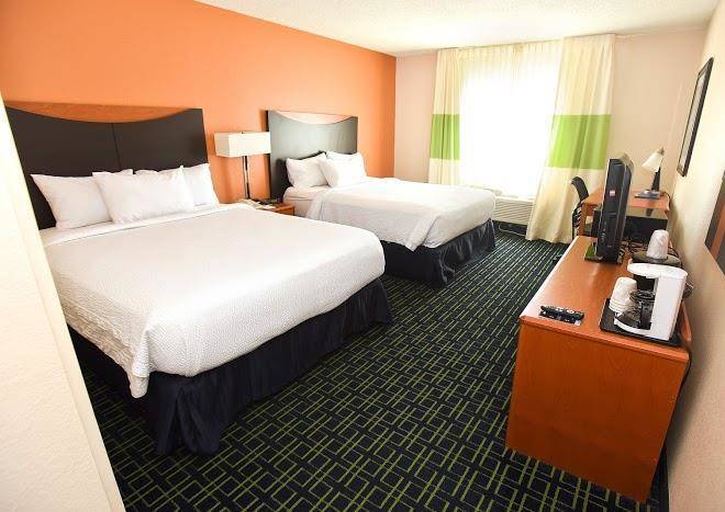 Fairfield inn by marriott topeka