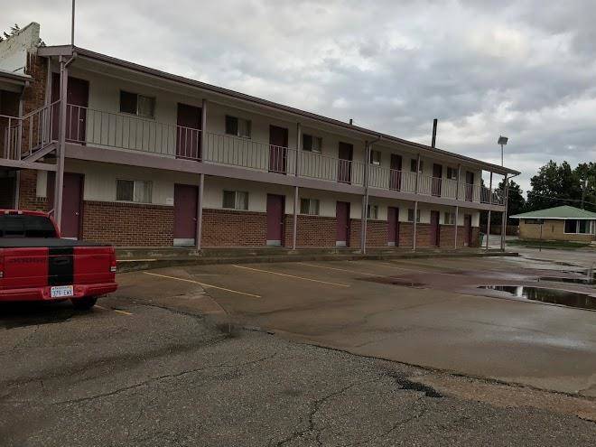 Townsman motel