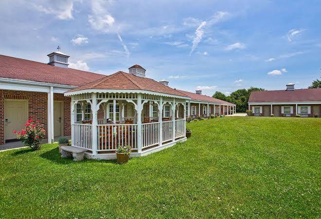 Super 8 by wyndham cave city