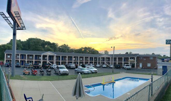 Towne inn