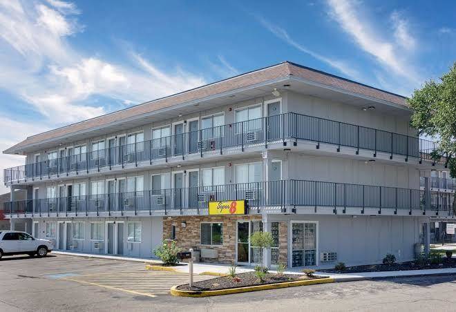 Super 8 by wyndham florence