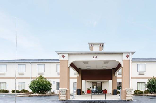 Red Roof Plus+ Danville Ky Image