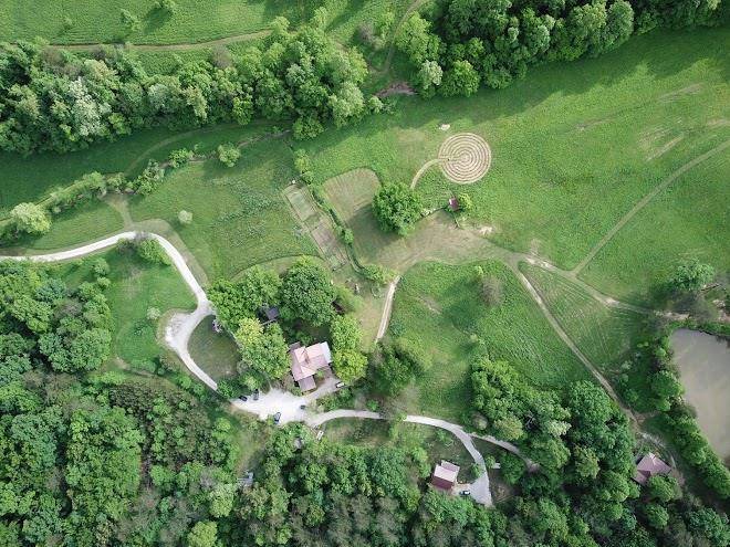 Snug hollow farm bed and breakfast