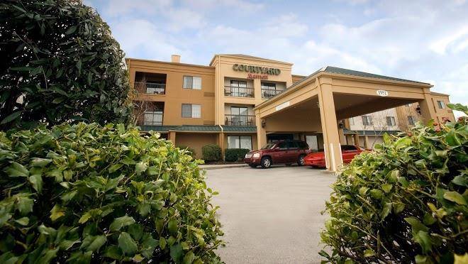 Courtyard by marriott lexington south hamburg place