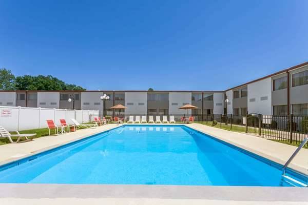 Ramada by wyndham henderson evansville