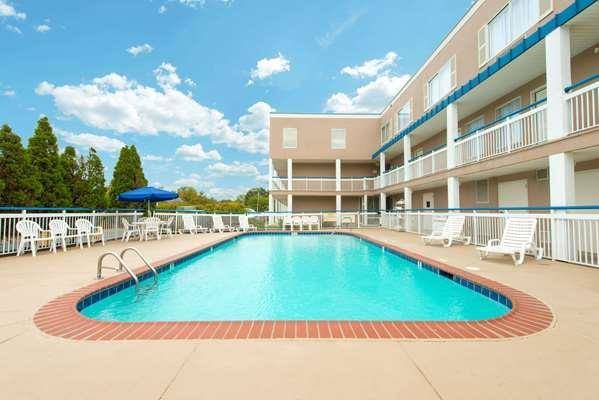 Baymont by wyndham louisville east