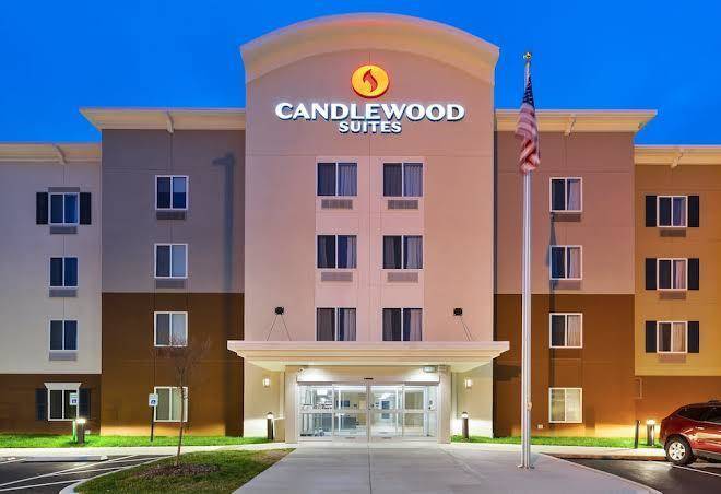 Candlewood suites louisville airport